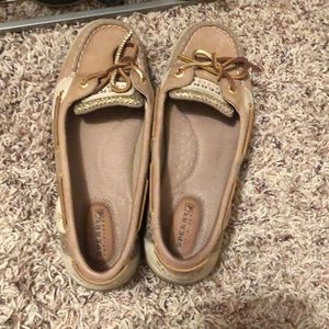 Sperry’s Angelfish gold